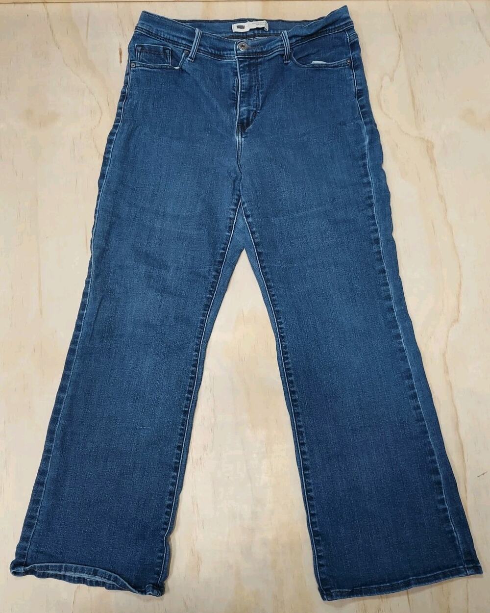 Levis Womens Perfectly Slimming Boot Cut 512 Jeans Whiskered Blue Size 32/29